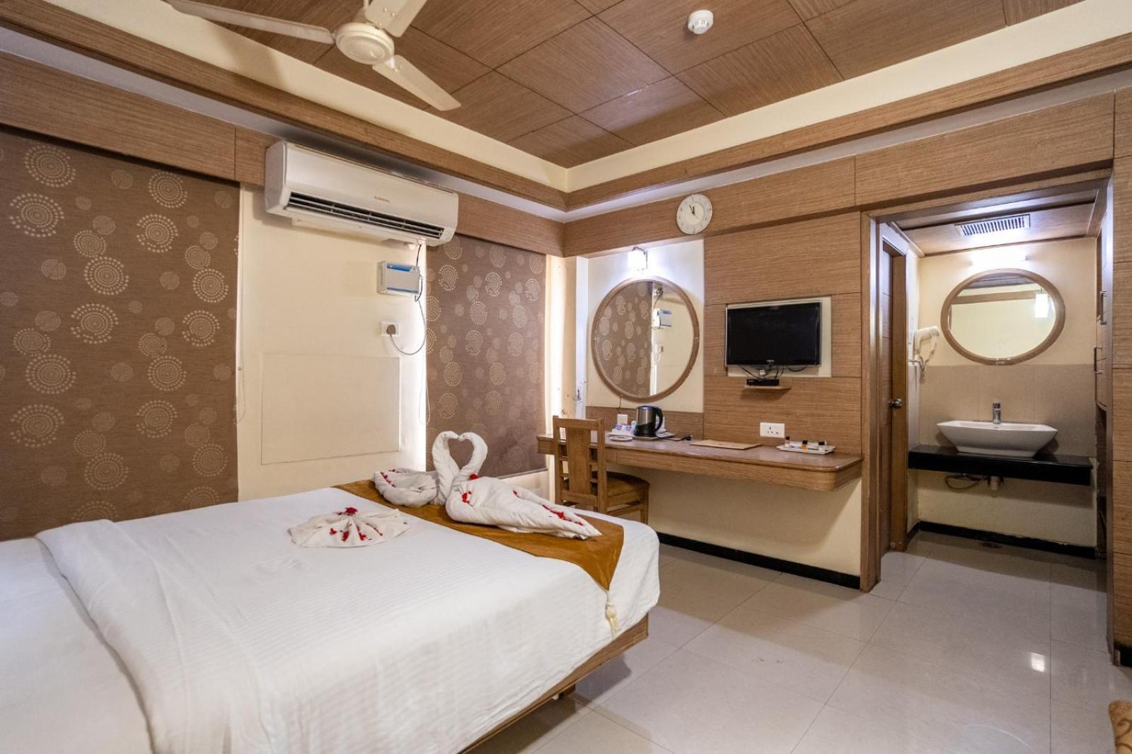 Sree Bharani Hotels Tirunelveli Eksteriør bilde