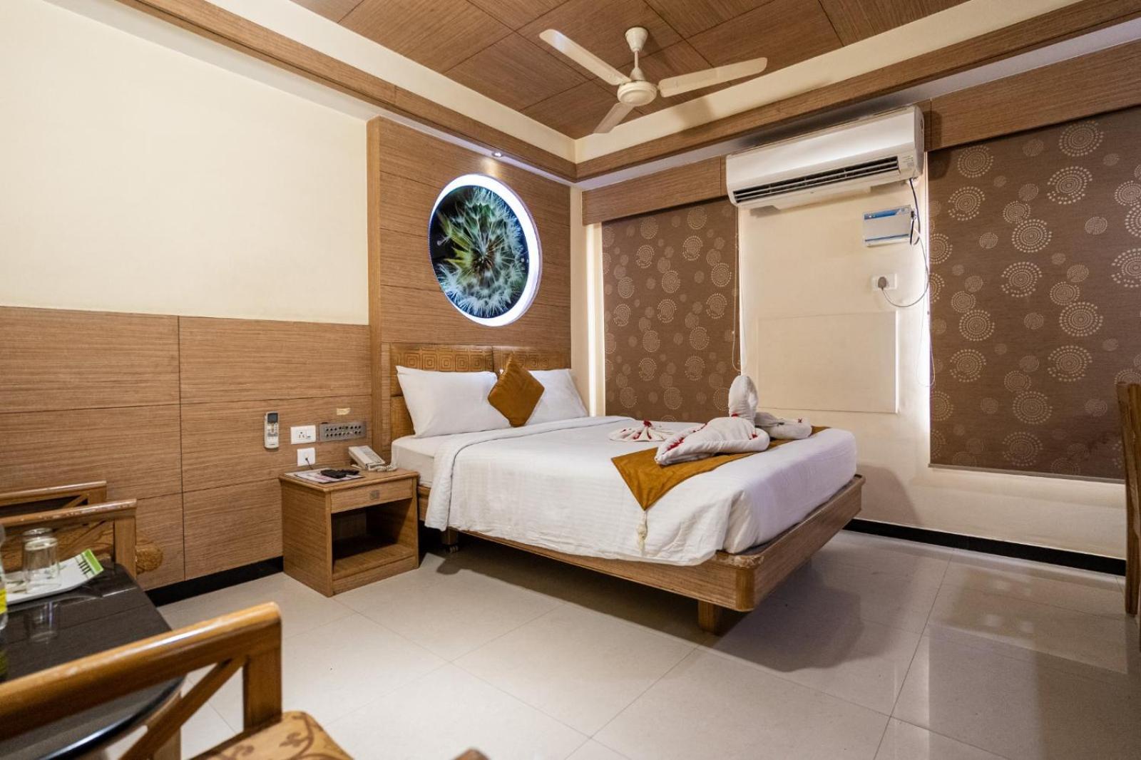 Sree Bharani Hotels Tirunelveli Eksteriør bilde