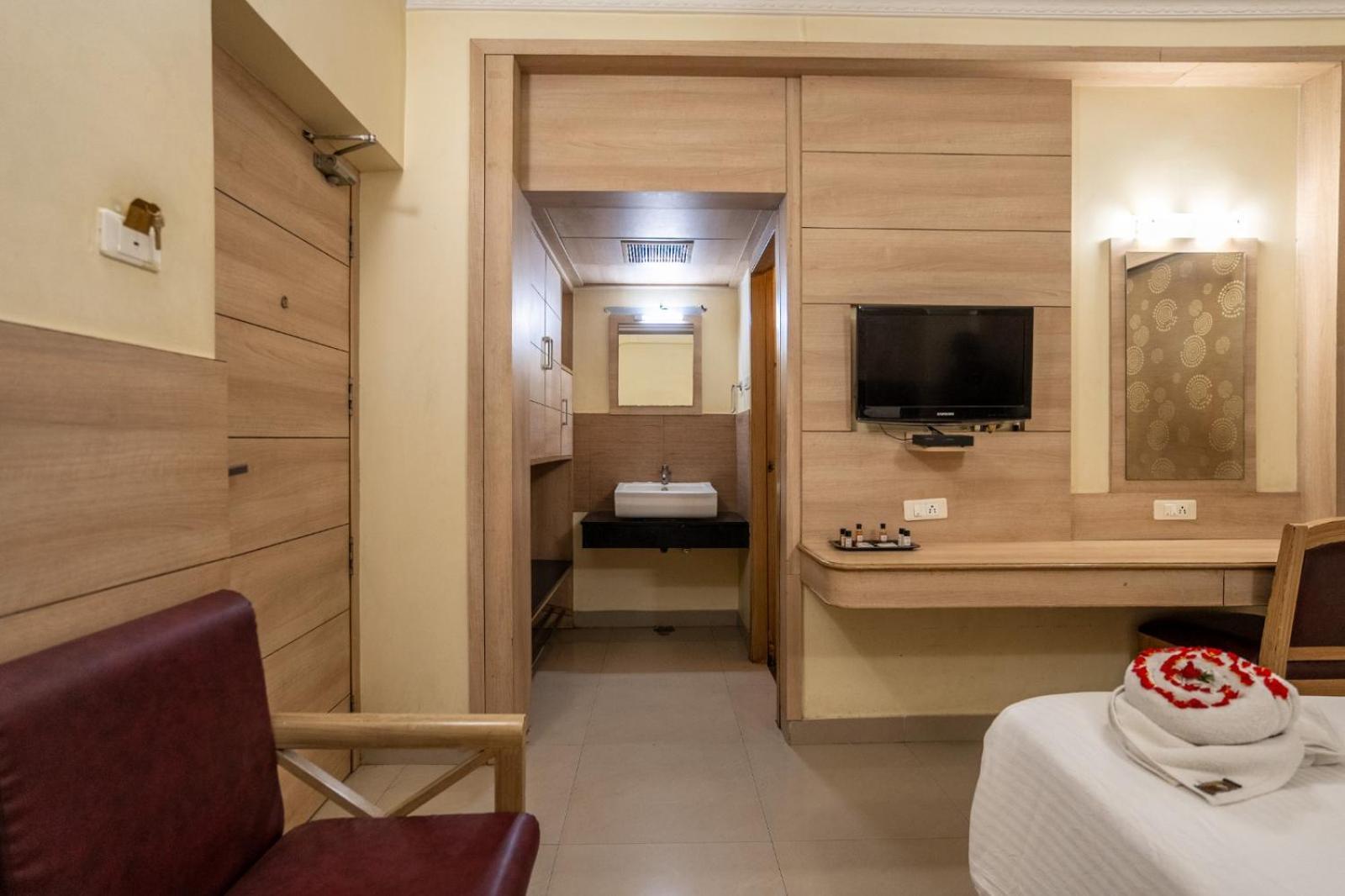 Sree Bharani Hotels Tirunelveli Eksteriør bilde