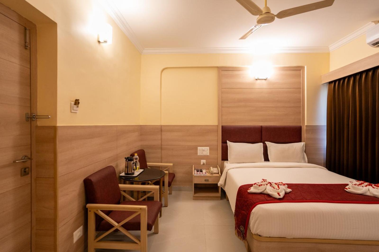 Sree Bharani Hotels Tirunelveli Eksteriør bilde
