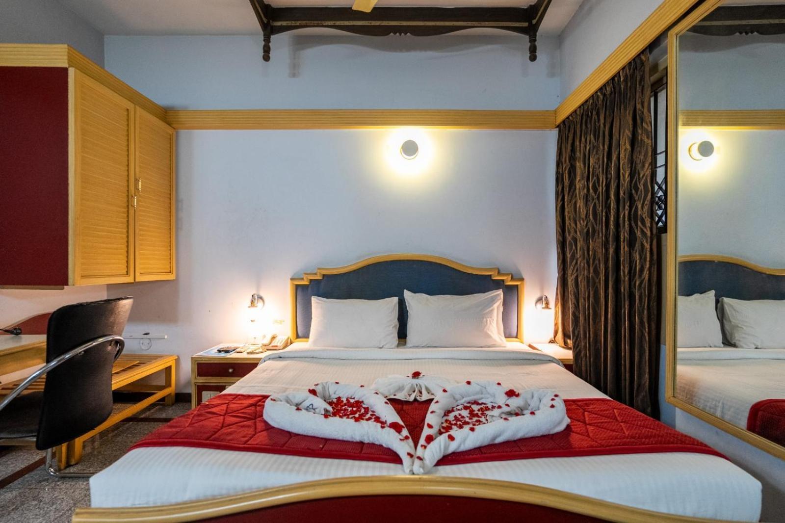 Sree Bharani Hotels Tirunelveli Eksteriør bilde