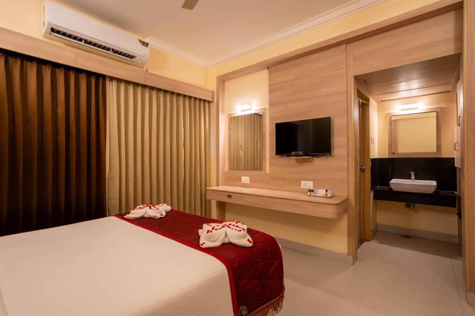 Sree Bharani Hotels Tirunelveli Eksteriør bilde