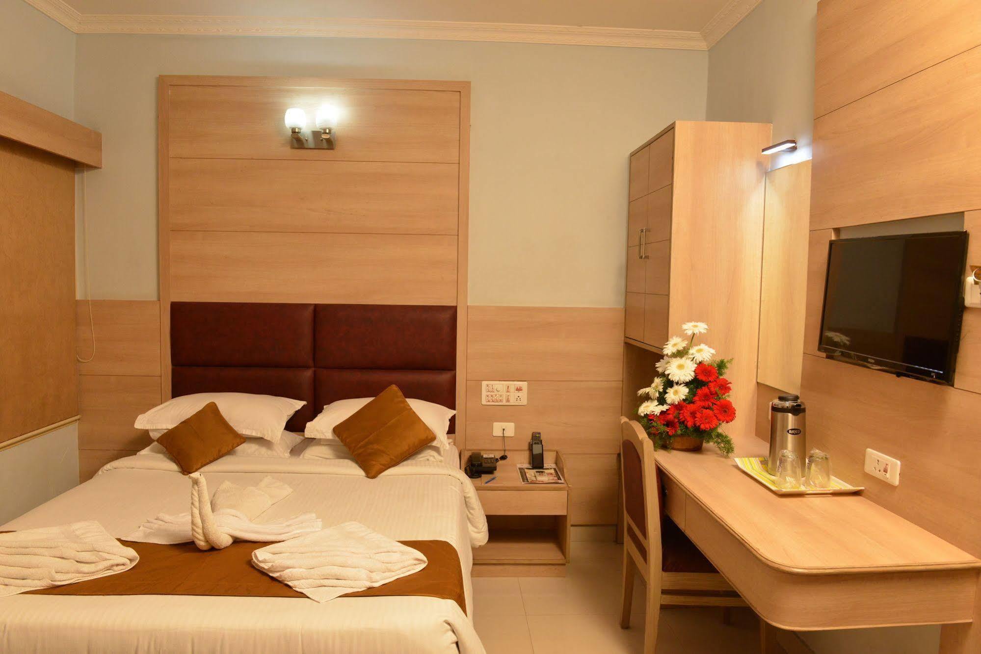 Sree Bharani Hotels Tirunelveli Eksteriør bilde
